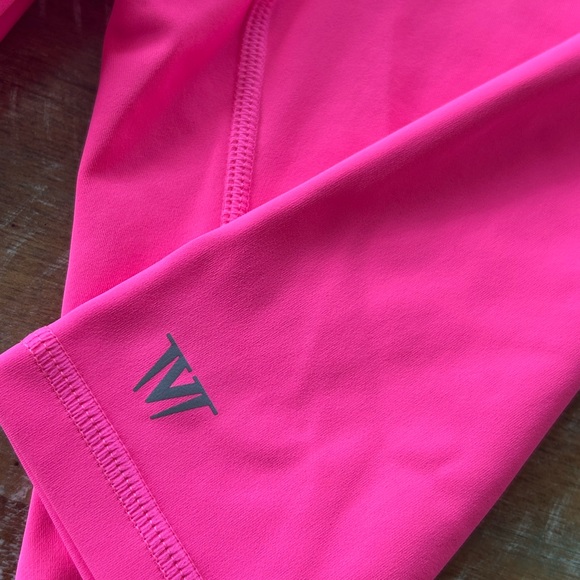 IVL Collective Biker Shorts - Picture 7 of 8